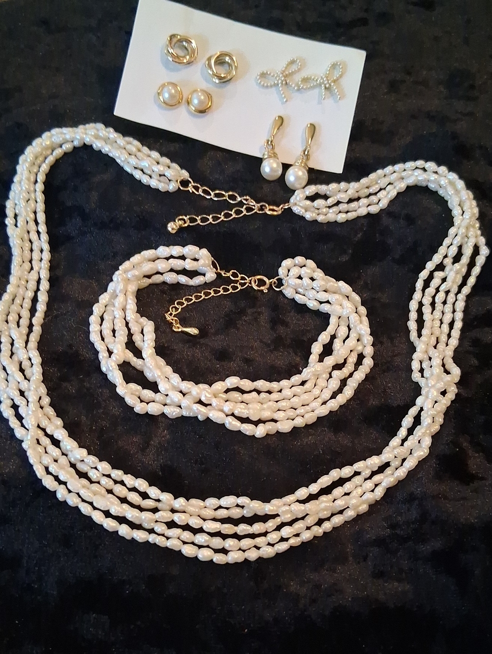 Pearl Multi-Strand Necklace Set in White with Gold Accents